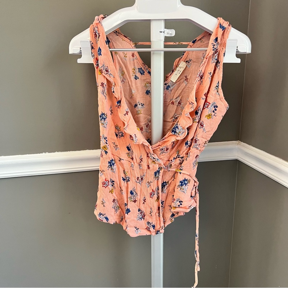 NWOT Elodie blouse